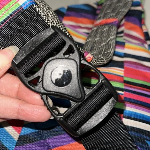 Kavu Red and Pink Backpack Vibrant Geometric Design used ones - Picture 5 of 9